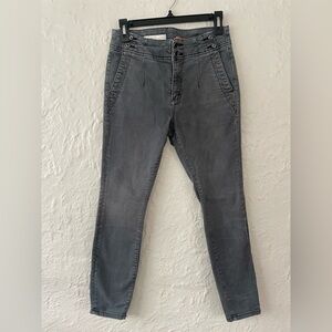 Anthropologie Pilcro High Rise Darted Skinny Jeans Light  Wash Gray Size 24